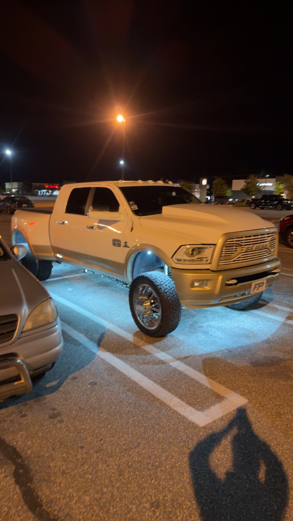 2009-2018 4th Gen Ram Cervinis Cowl Hoods