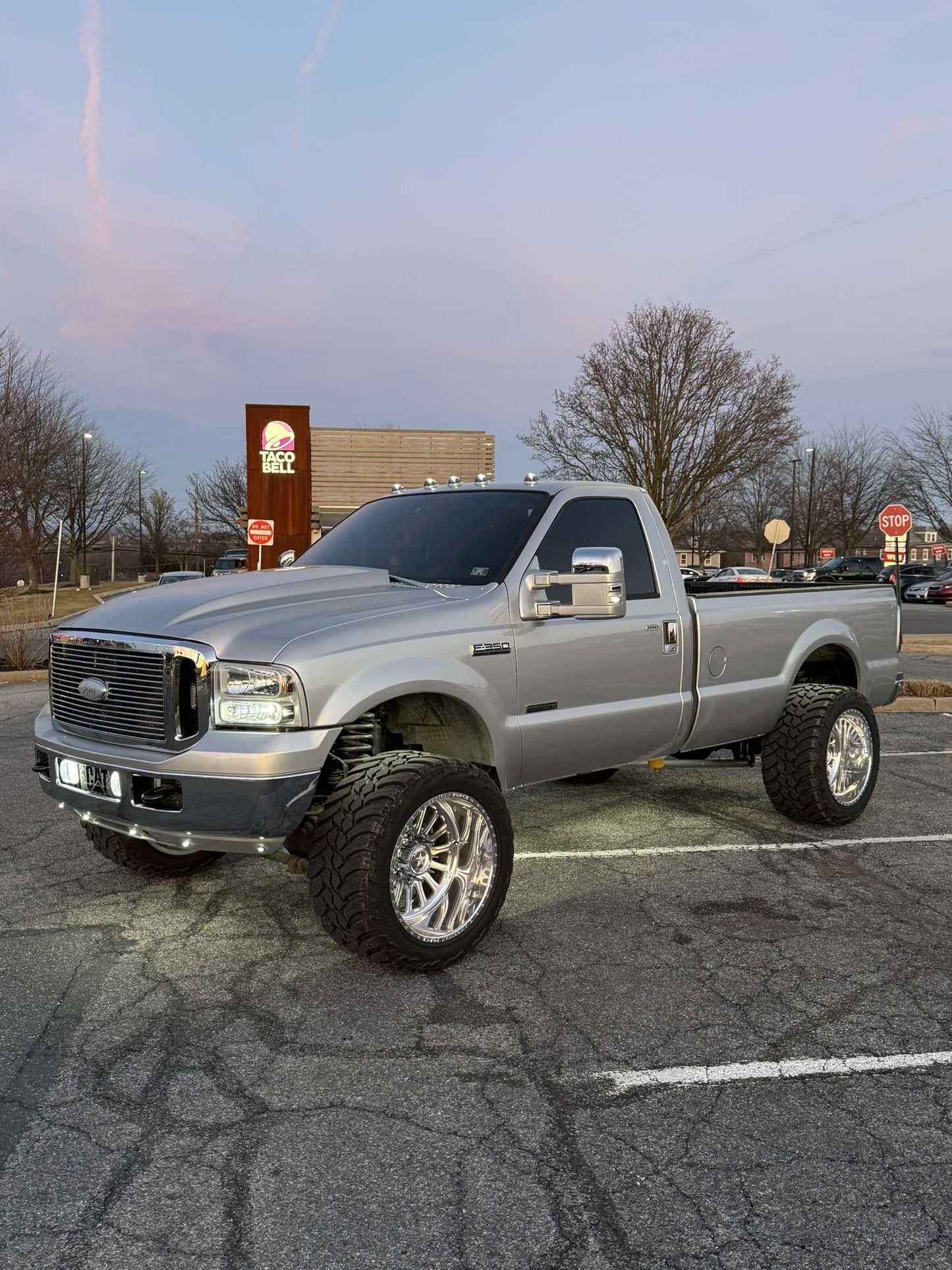 99-07 Super Duty Cervinis Cowl Hood